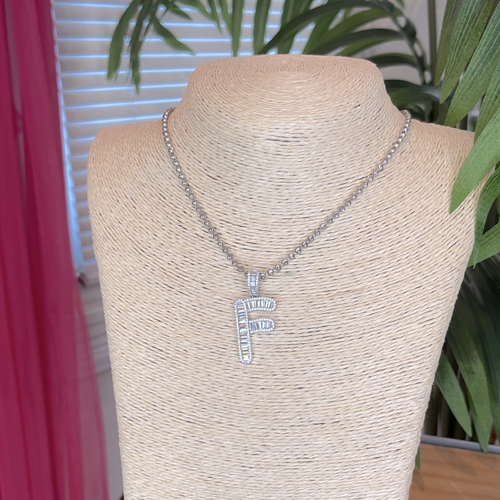 Unisex Sterling Silver W/Baguette Letter F Chain